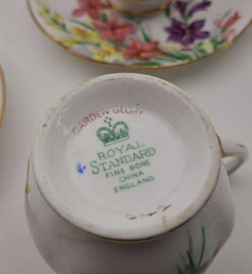 1950`s Royal Standard Garden Glory Demitasse 5 Cups ,6 Saucers (1 Cup chipped and 1 hairline Crack)