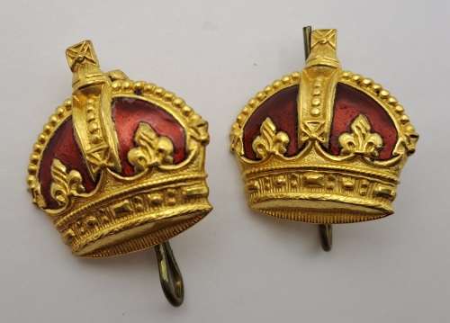 2 WW2 Great Britian Officer Crown Pin Buttons