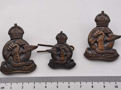 3 x WW2 South African Service Corps Cap Badges