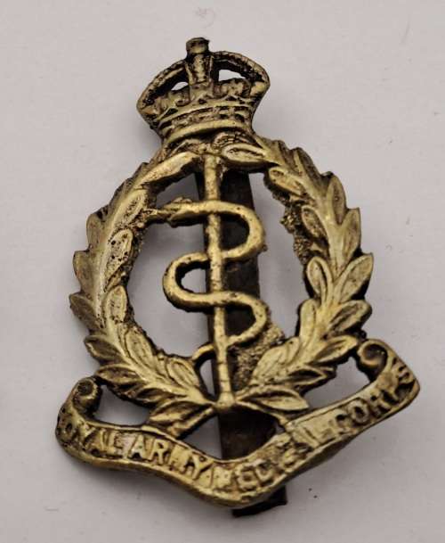 1 WW2 South African Medical Corps and 1 WW1 Royal Army Medical Corps Cap Badges