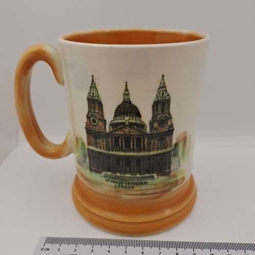 Vintage Royal Bradwell Athur Wood Mug - Images of Tower of London and St Pauls Cathedral