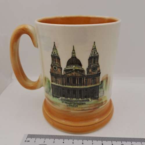 Vintage Royal Bradwell Athur Wood Mug - Images of Tower of London and St Pauls Cathedral