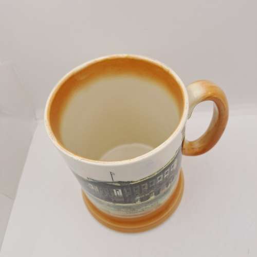 Vintage Royal Bradwell Athur Wood Mug - Images of Bugkingham Palace And Trafalgar Square London