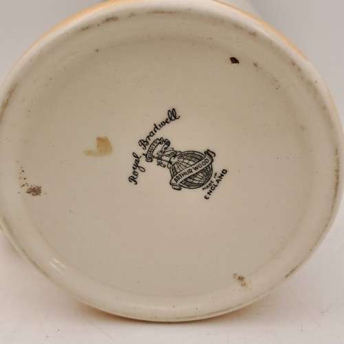 Vintage Royal Bradwell Athur Wood Mug - Images of Tower Bridge And Westminster Abbey London
