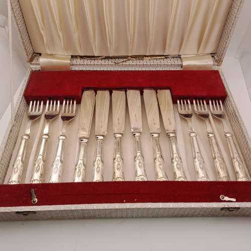12 Pc Vintage E.P.N.S (Silver Plated) Fish Cutlery set in Box (Box not in Good shape )