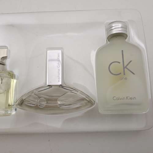 Calvin Klein Fragrance for Women Deluxe Travel Collection