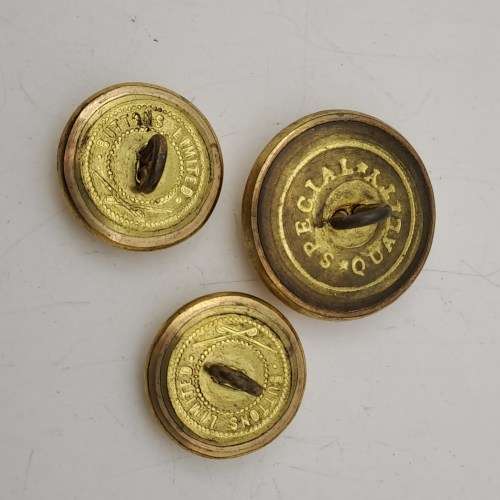 3 Vintage Her Majesty`s  Customs Officers Buttons 22mm and 29mm