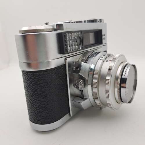 Collectable 1950`s  German Braun Paxette 1:2.8 -4 5.6 f50mm Camera with Leather Case