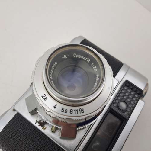 Collectable 1950`s  German Braun Paxette 1:2.8 -4 5.6 f50mm Camera with Leather Case