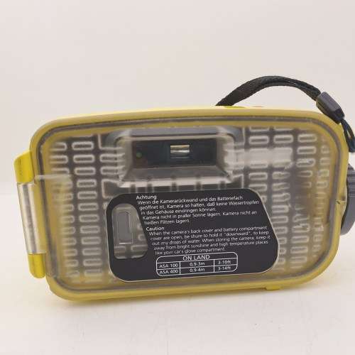 1997 Gullmann Mauritius 45m waterproof underwater 35mm Camera made in Japan