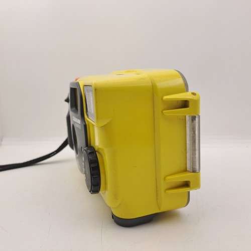 1997 Gullmann Mauritius 45m waterproof underwater 35mm Camera made in Japan
