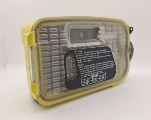 1997 Gullmann Mauritius 45m waterproof underwater 35mm Camera made in Japan