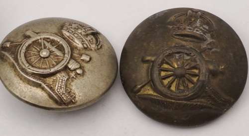 7 x Antique Uniform Tunic Buttons -1 x South African Union