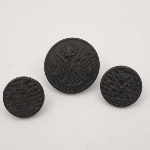 Lot of 3 old Military buttons
