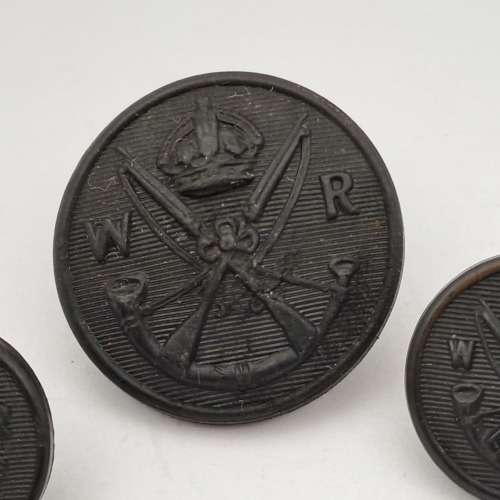 Lot of 3 old Military buttons