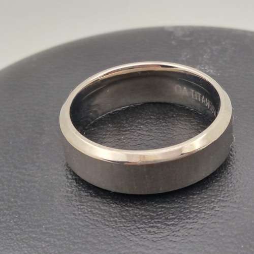Mens OA Titanium Ring Size S (19,33mm)