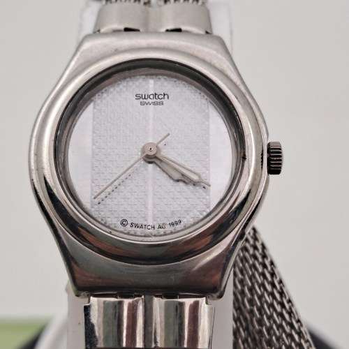 Pre-owned 1999 Swatch mignardise Irony Ladies watch with long Bracelet