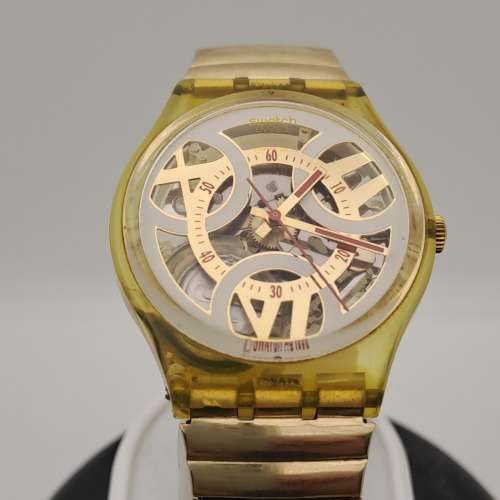 Pre-owned SWATCH AG 1993 watch with original strap working  working