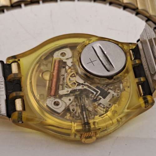 Pre-owned SWATCH AG 1993 watch with original strap working  working