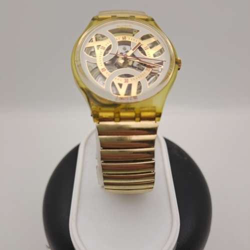 Pre-owned SWATCH AG 1993 watch with original strap working  working