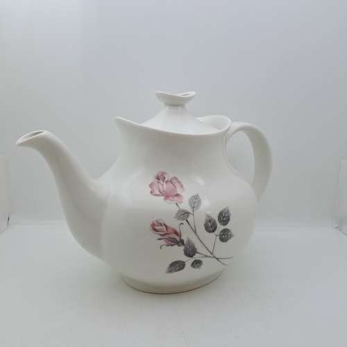 Vintage Royal Doulton PILLAR ROSE English translucent China Teapot  160x250x140mm