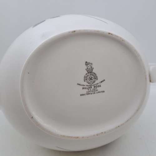 Vintage Royal Doulton PILLAR ROSE English translucent China Teapot  160x250x140mm