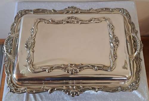 Large  20th Century Silver-Plate Entree serving Dish with lid.