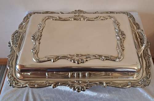 Large  20th Century Silver-Plate Entree serving Dish with lid.