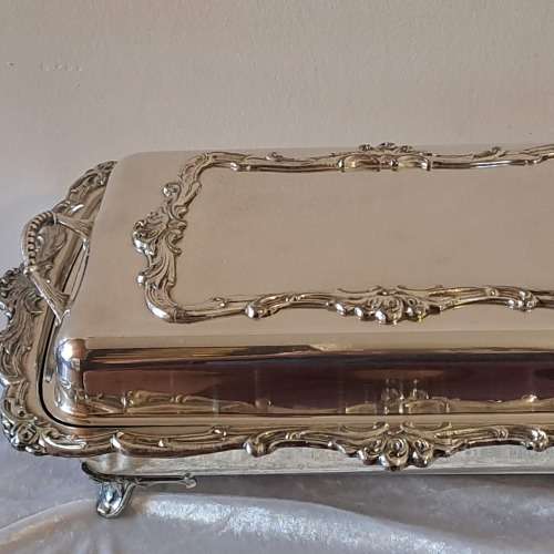 Large  20th Century Silver-Plate Entree serving Dish with lid.