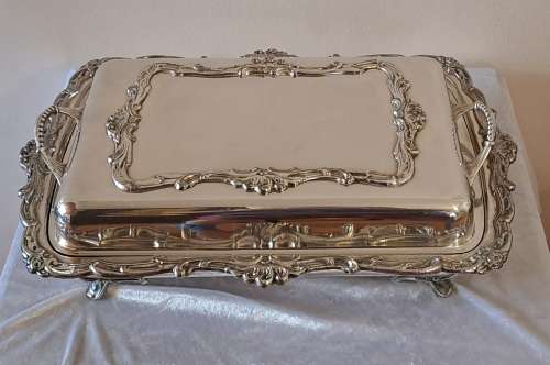 Large  20th Century Silver-Plate Entree serving Dish with lid.