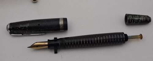1930`s Parker Vacumatic Fountain pen