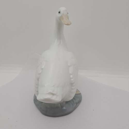 Collectable Daisa 1978 Nao LLadro `Turned Duck`Porcelain figurine Hand Made in Spain