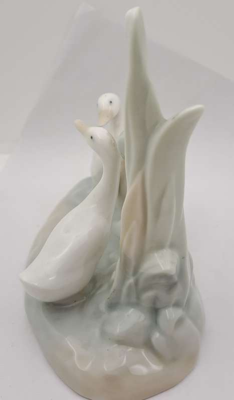 Collectable  Nao LLadro `3  Ducks in Reeds`Porcelain figurine Hand Made in Spain