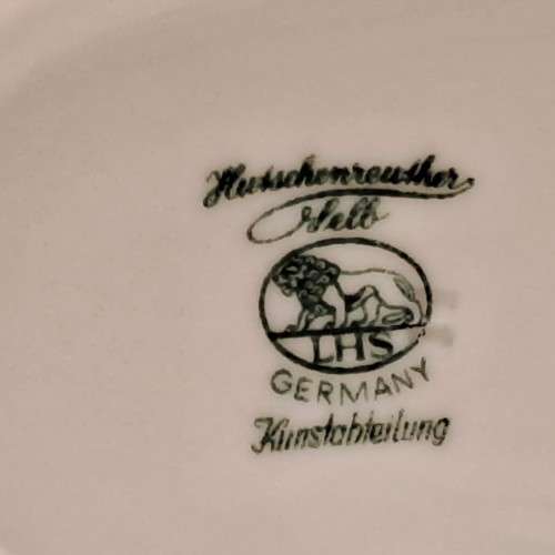Mid-20th Century Hutschenreutherutter Kunstabteilung Germany Porcelain Cherub Candelabra