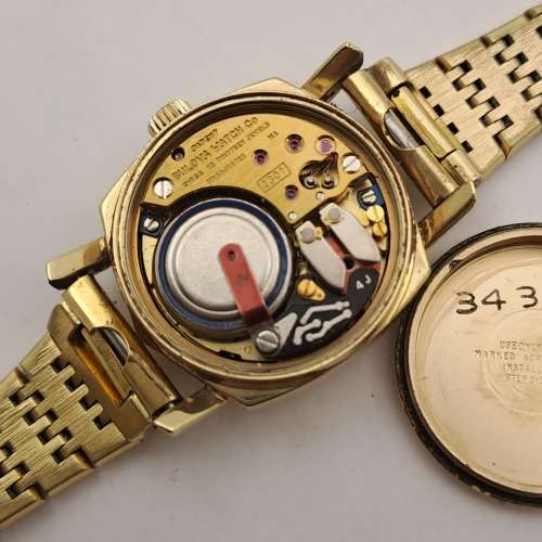 Pre-owned Vintage Ladies Bulova `tuning fork` watch watch -Gold Plated -Working