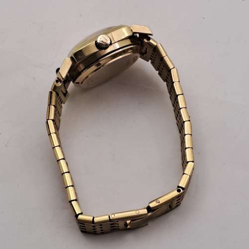 Pre-owned Vintage Ladies Bulova `tuning fork` watch watch -Gold Plated -Working