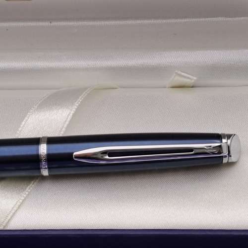 Blue and Crome Waterman Fountain pen (unused) in case with sleeve -Medium nib-Siemens Branded