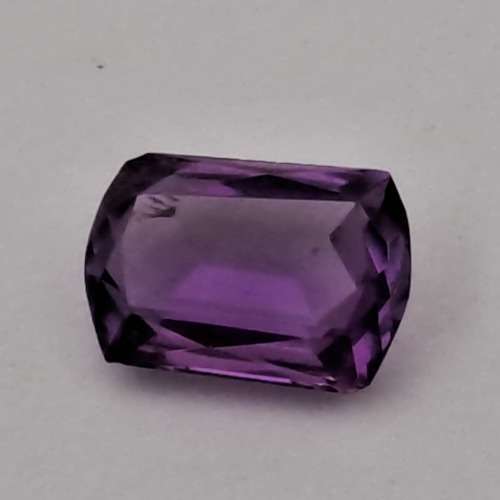 Natural Tanzanite -Emerald Cut 11mmx7mmx5mm .0,6 gram more than 3 Carat