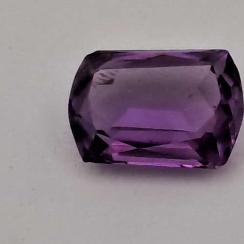 Natural Tanzanite -Emerald Cut 11mmx7mmx5mm .0,6 gram more than 3 Carat