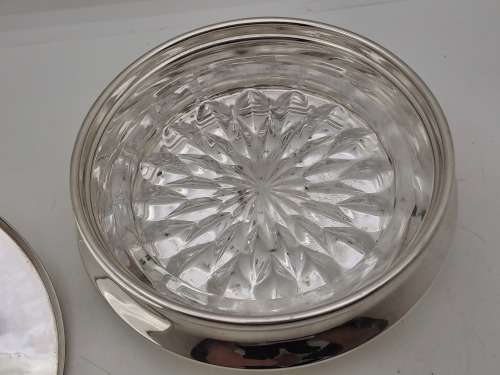 Vintage Silverplated butter dish with glass tray 6cm x 11 cm