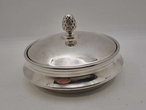 Vintage Silverplated butter dish with glass tray 6cm x 11 cm