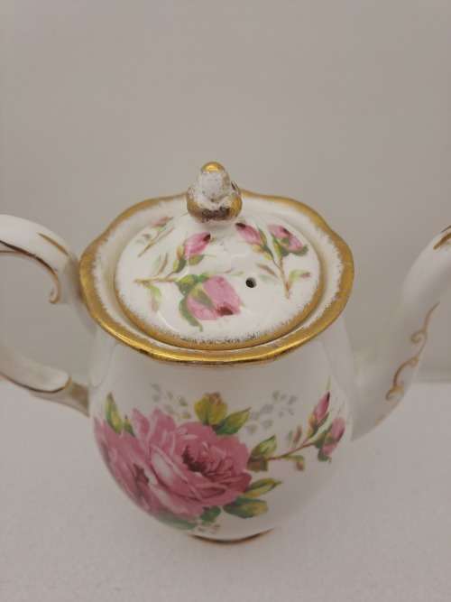 Vintage Royal Albert `American Beauty` Tea Pot- Bone China -England -