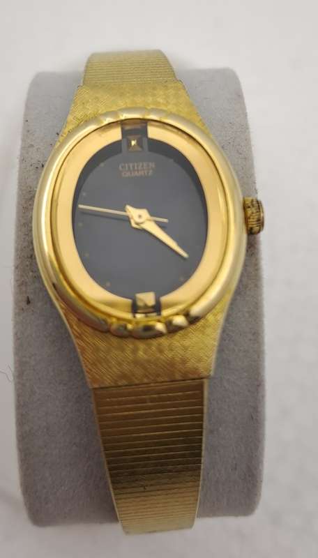 Pre-Owned Vintage Ladies Citizen Quartz Watch 6031-KO4867 with original strap -Working