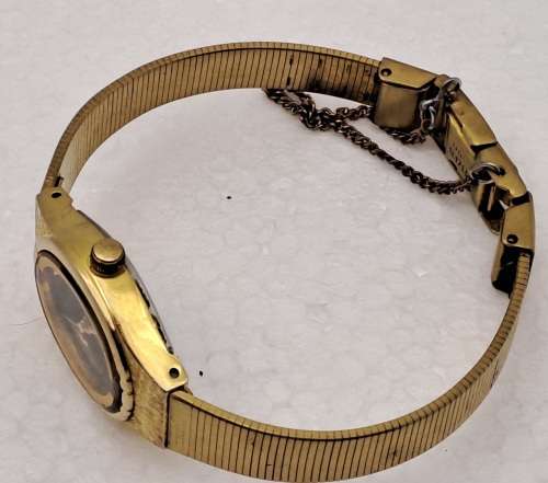 Pre-Owned Vintage Ladies Citizen Quartz Watch 6031-KO4867 with original strap -Working