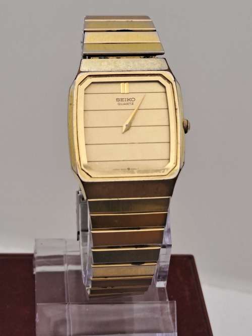Pre-owned -Vintage Mens Seiko Quartz Watch 6530-5540 Serial 510231- Working in Case