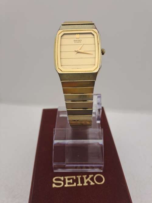 Pre-owned -Vintage Mens Seiko Quartz Watch 6530-5540 Serial 510231- Working in Case