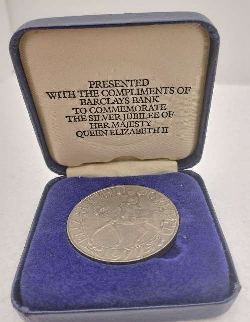 1977  United Kingdom 25 New Pence - Elizabeth II Silver Jubilee PROOF coin in Case