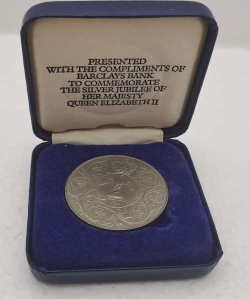 1977  United Kingdom 25 New Pence - Elizabeth II Silver Jubilee PROOF coin in Case