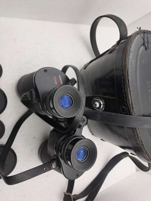 Vintage Pre-Owned Canon 7x35 Binoculars in Case with Caps