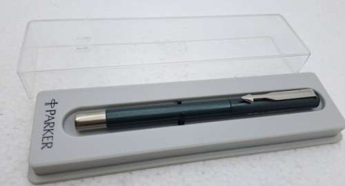 Parker Vector Rollerball Pen - Branded - Ink still ok -Green